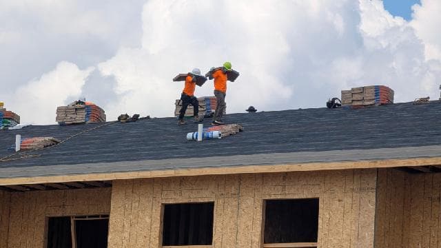 Davenport Roofing Experts Begin Jade Apartments Build image